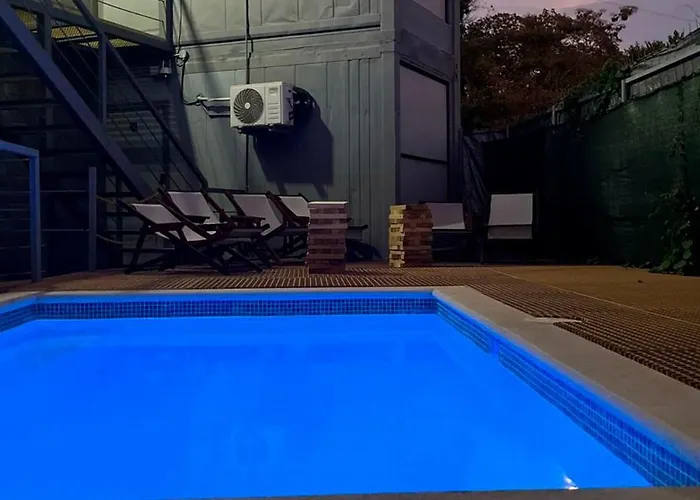 Pupa House Tamarindo