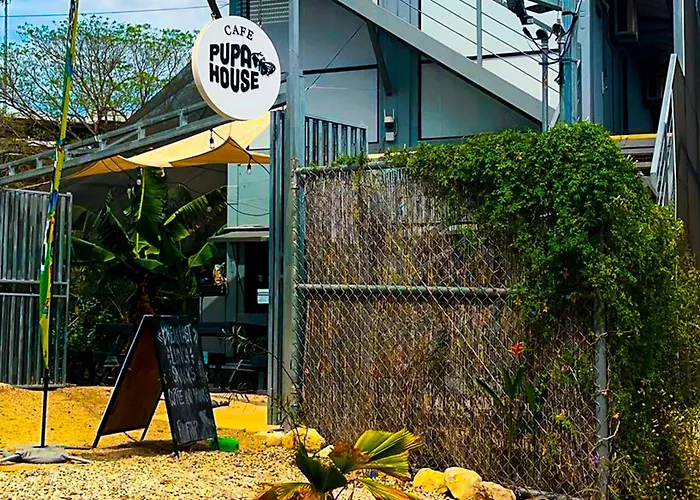 Hotel Pupa House
