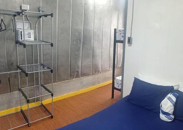 Hotel Pupa House 2*